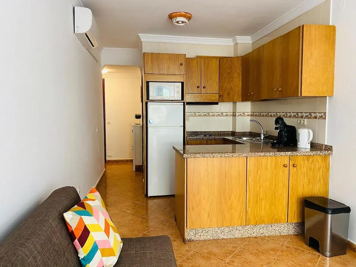Apartamento Junto A La Playa De La Malagueta Malaga
