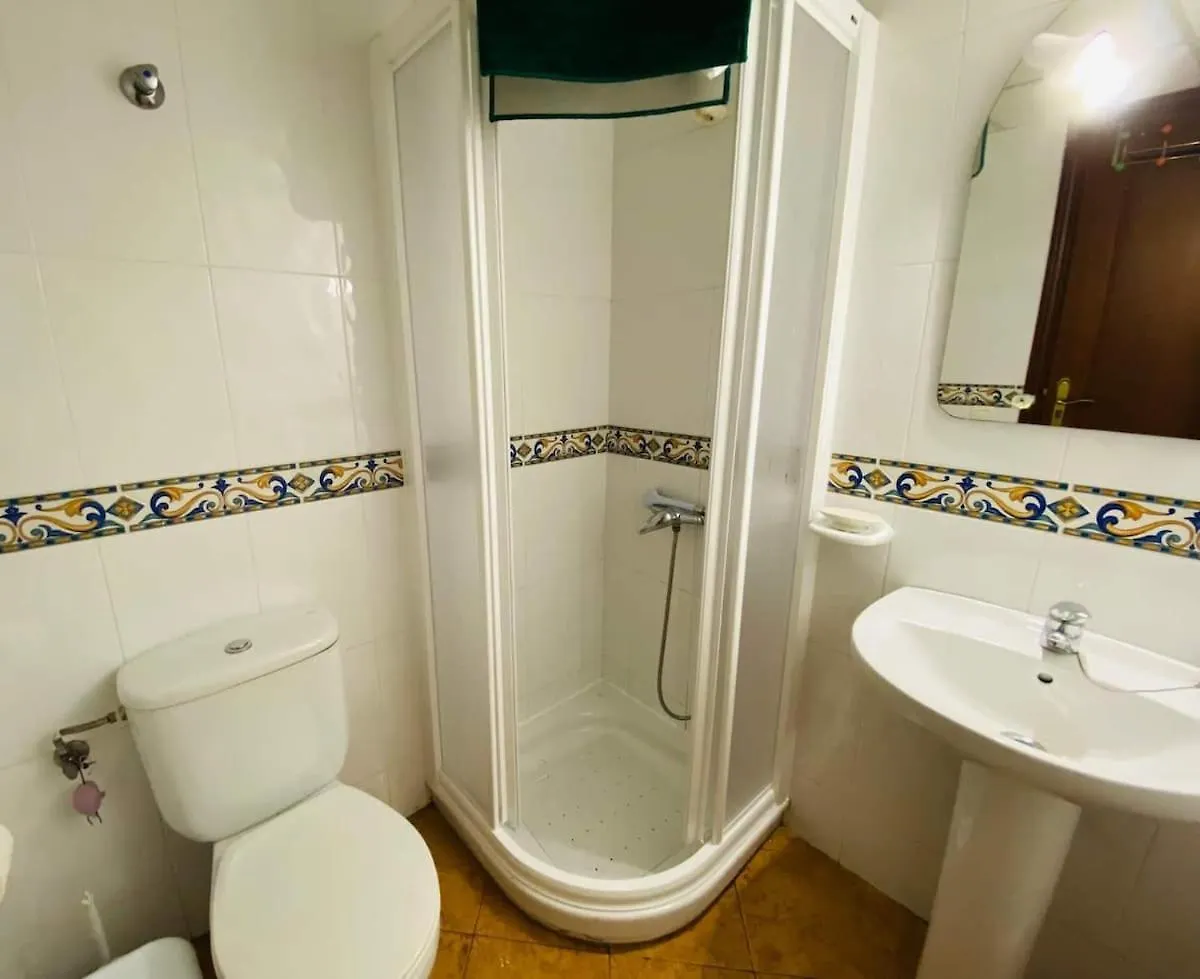 Apartamento Junto A La Playa De La Malagueta Malaga
